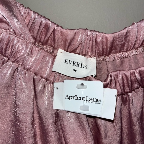 NEW WITH TAGS Everly Double-Strapped Pink Tank Top Medium - Picture 4 of 5